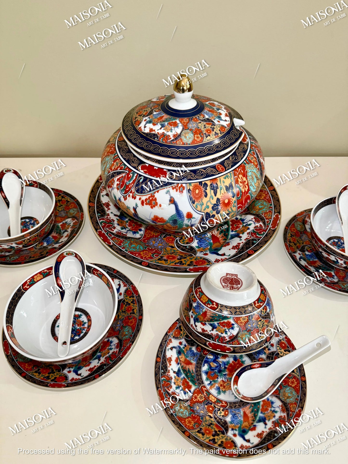 Service de table TAOUS Marocain de 41 pièces, motif PAON