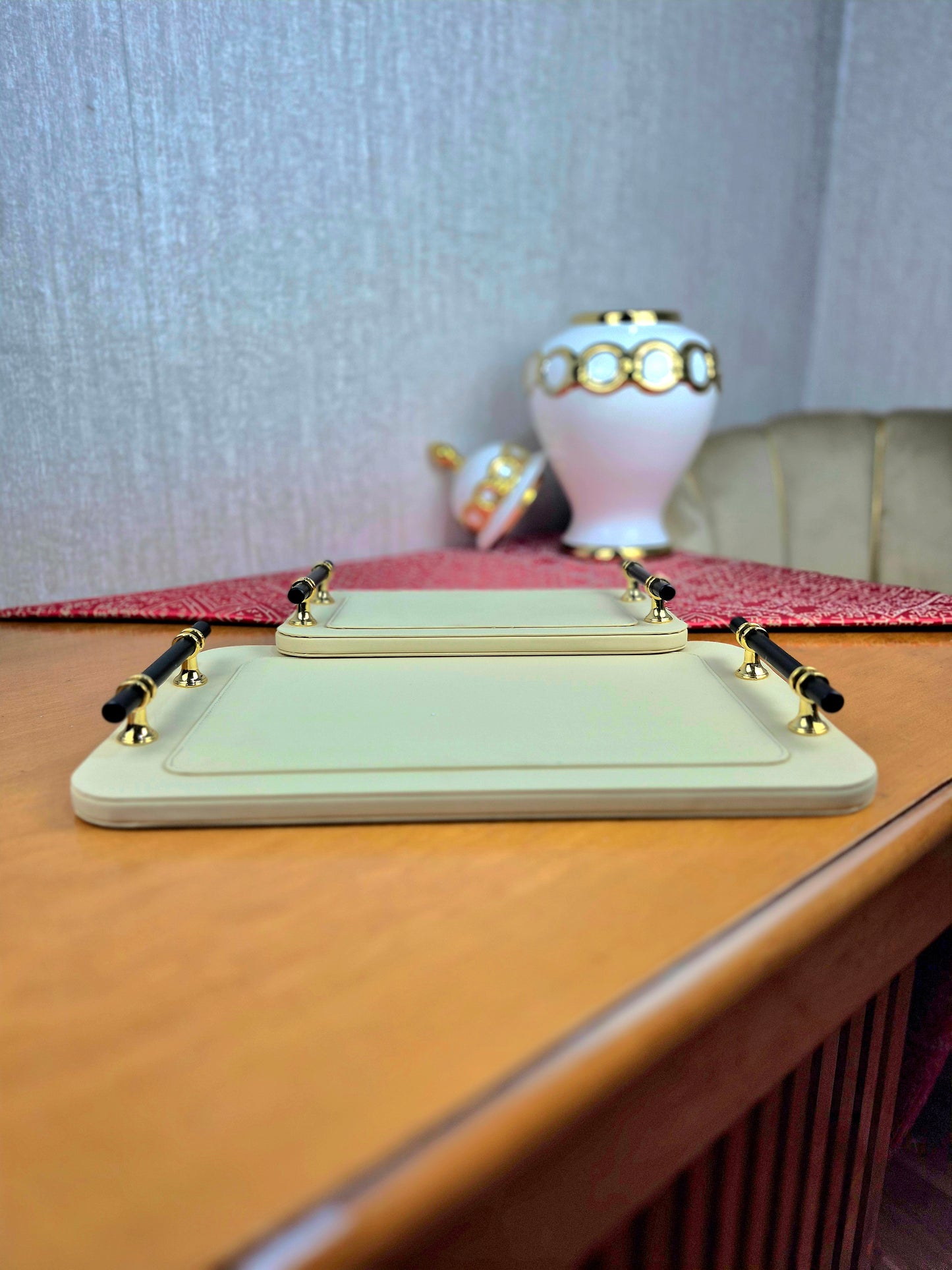 Duo de Plateaux en Cuir Simili – Art de la Table Marocain