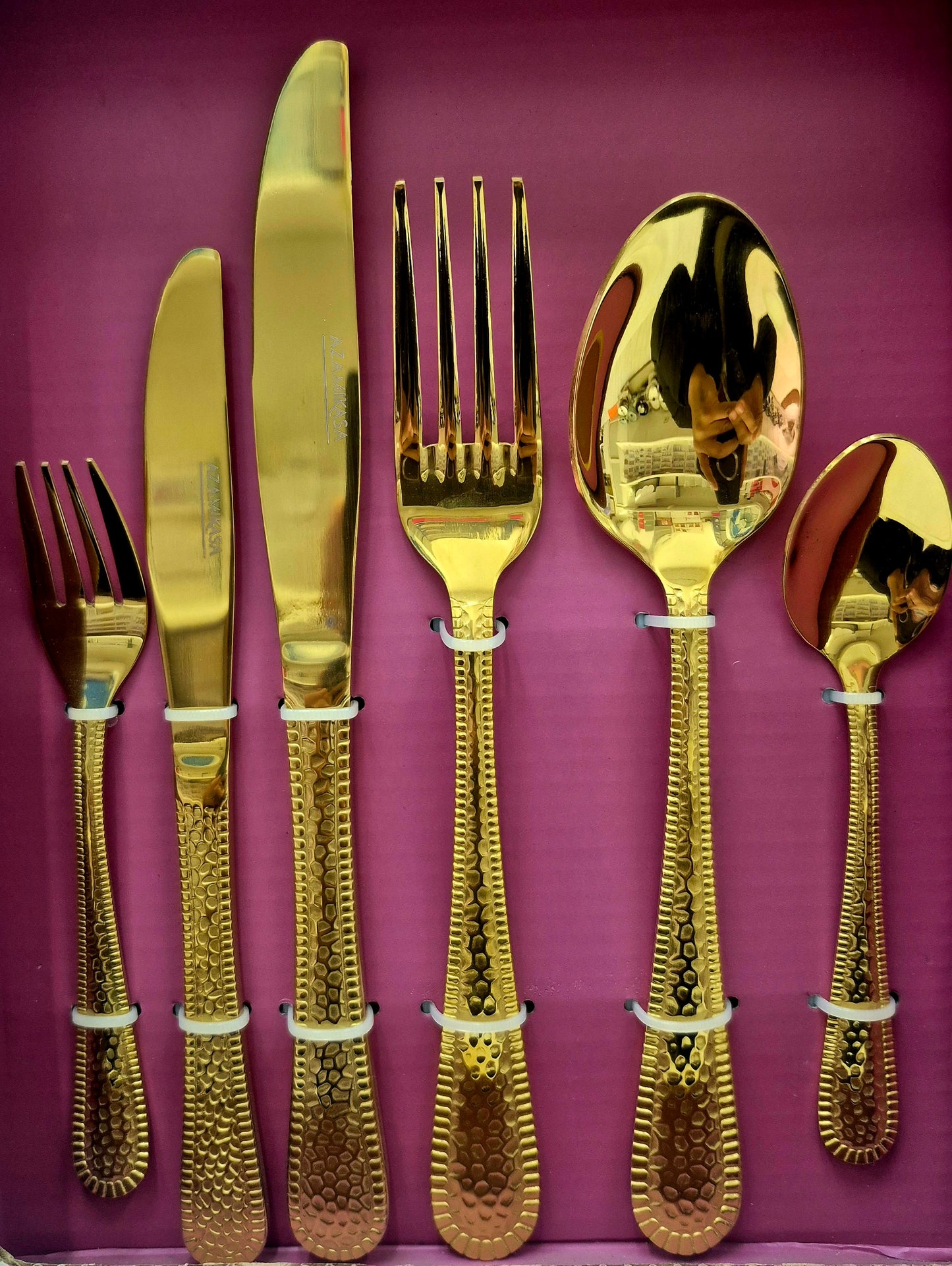 طقم أدوات مائدة مكون من 72 قطعة