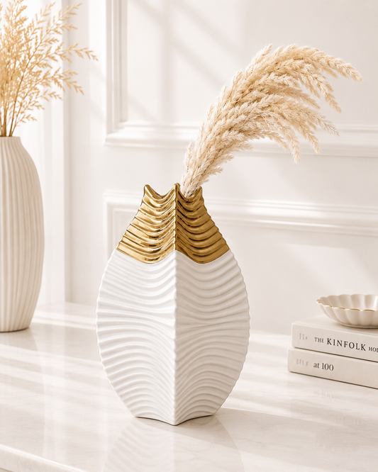 Vase blanc et doré