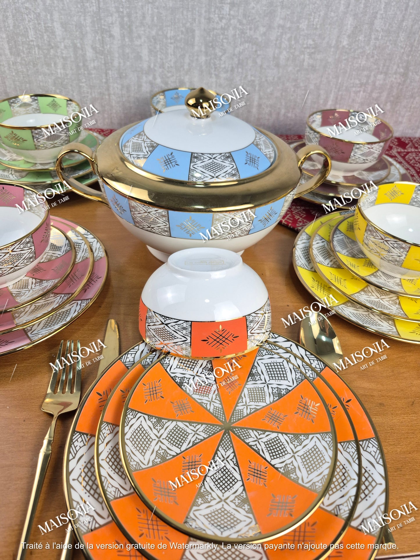 Service De Table Beldi Marocains – 25 Pieces _Motifs Traditionnels & Finition Dorée