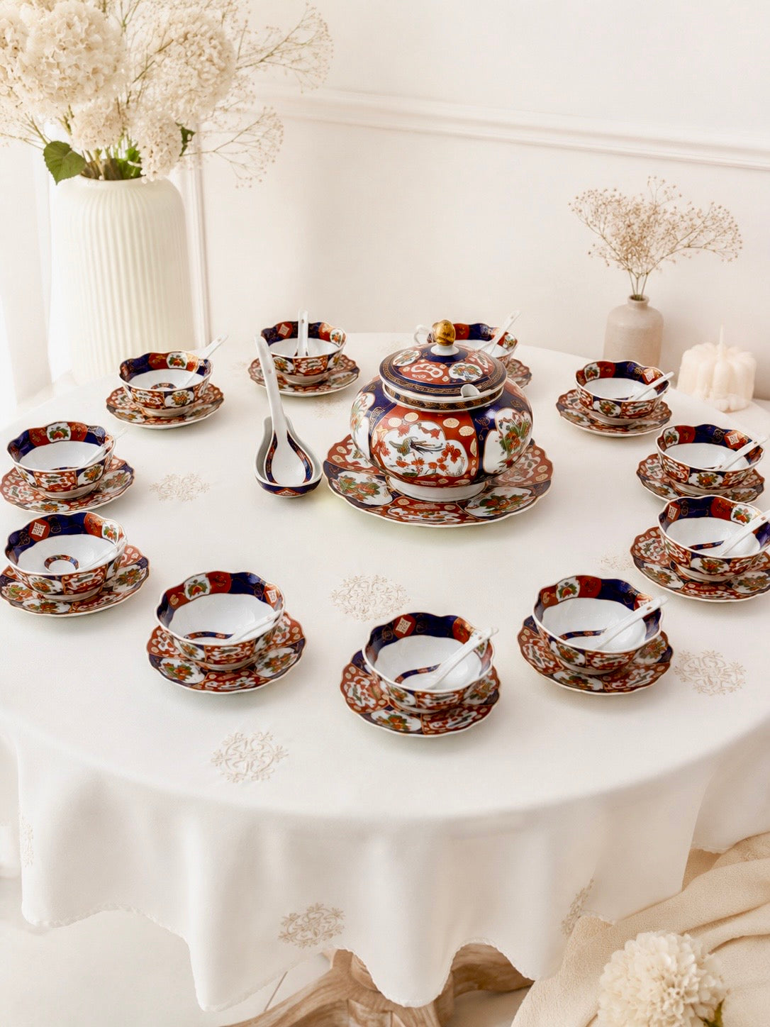 Service de table TAOUS de 41 pièces – Motif Coquille floral