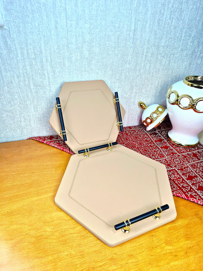 طقم صينيتين من الجلد الصناعي - أدوات مائدة مغربية