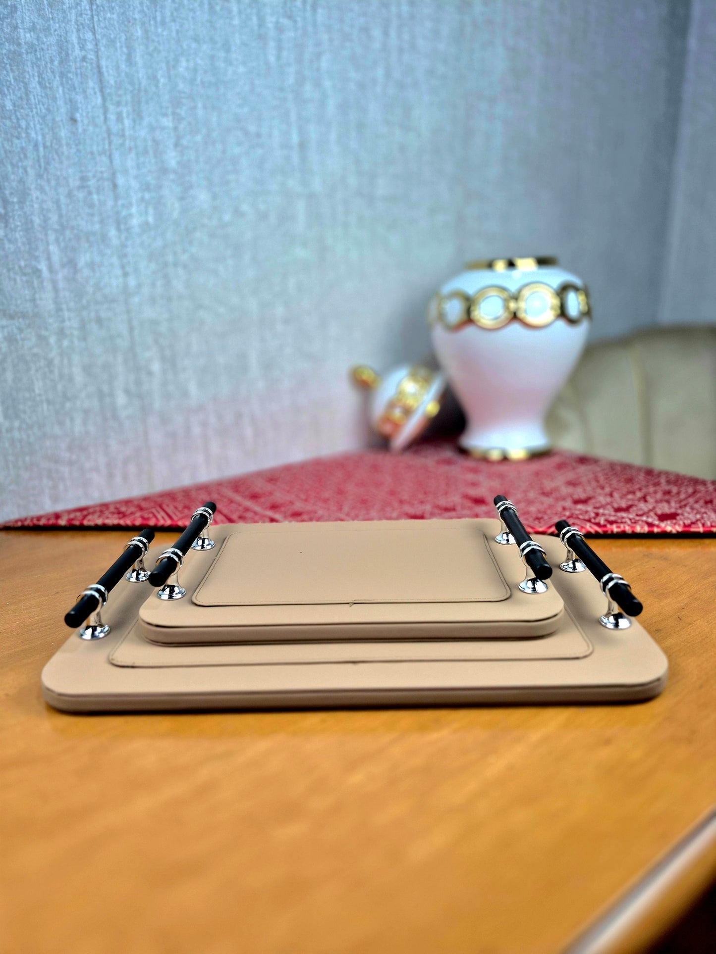 طقم صينيتين من الجلد الصناعي - أدوات مائدة مغربية