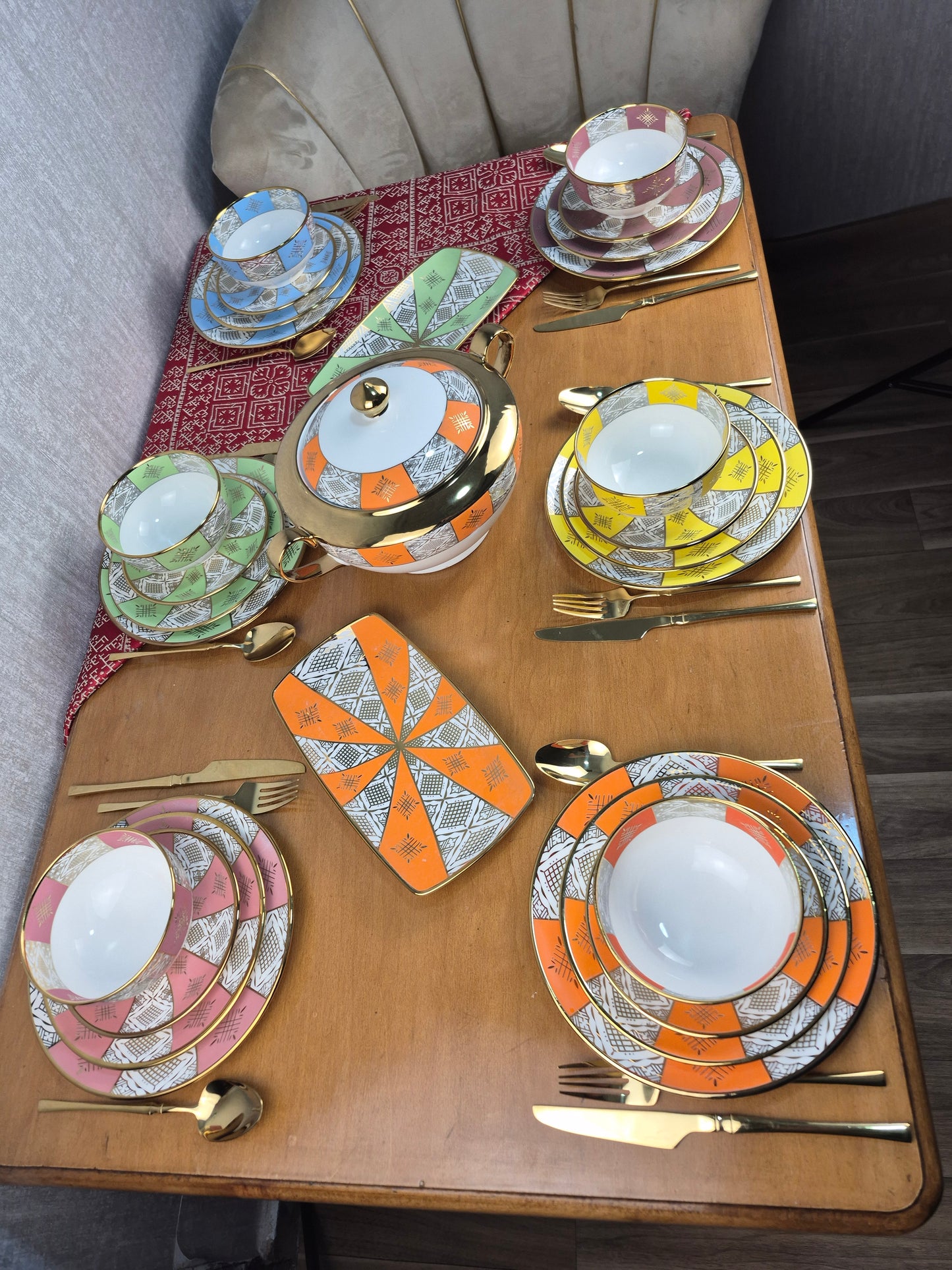 Service De Table Beldi Marocains – 25 Pieces _Motifs Traditionnels & Finition Dorée