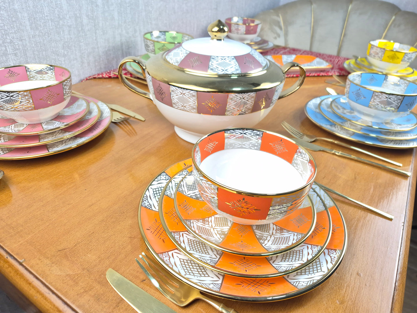 Service De Table Beldi Marocains – 25 Pieces _Motifs Traditionnels & Finition Dorée