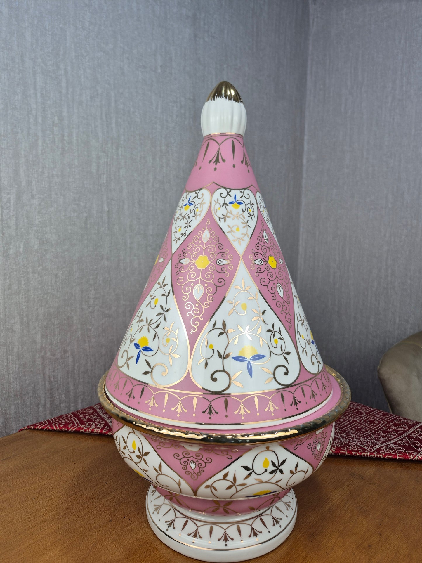 وردة مغربية كبيرة من نوع تيفور