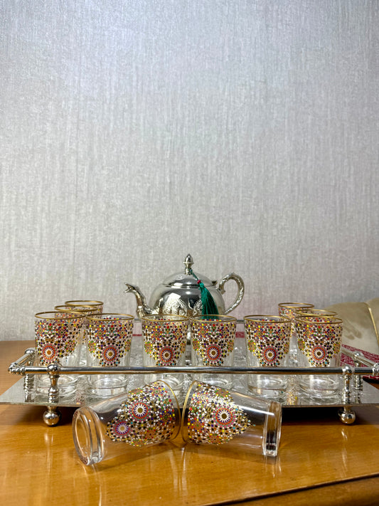 Verres à Thé Beldi Marocains – Motifs Traditionnels & Élégance Dorée