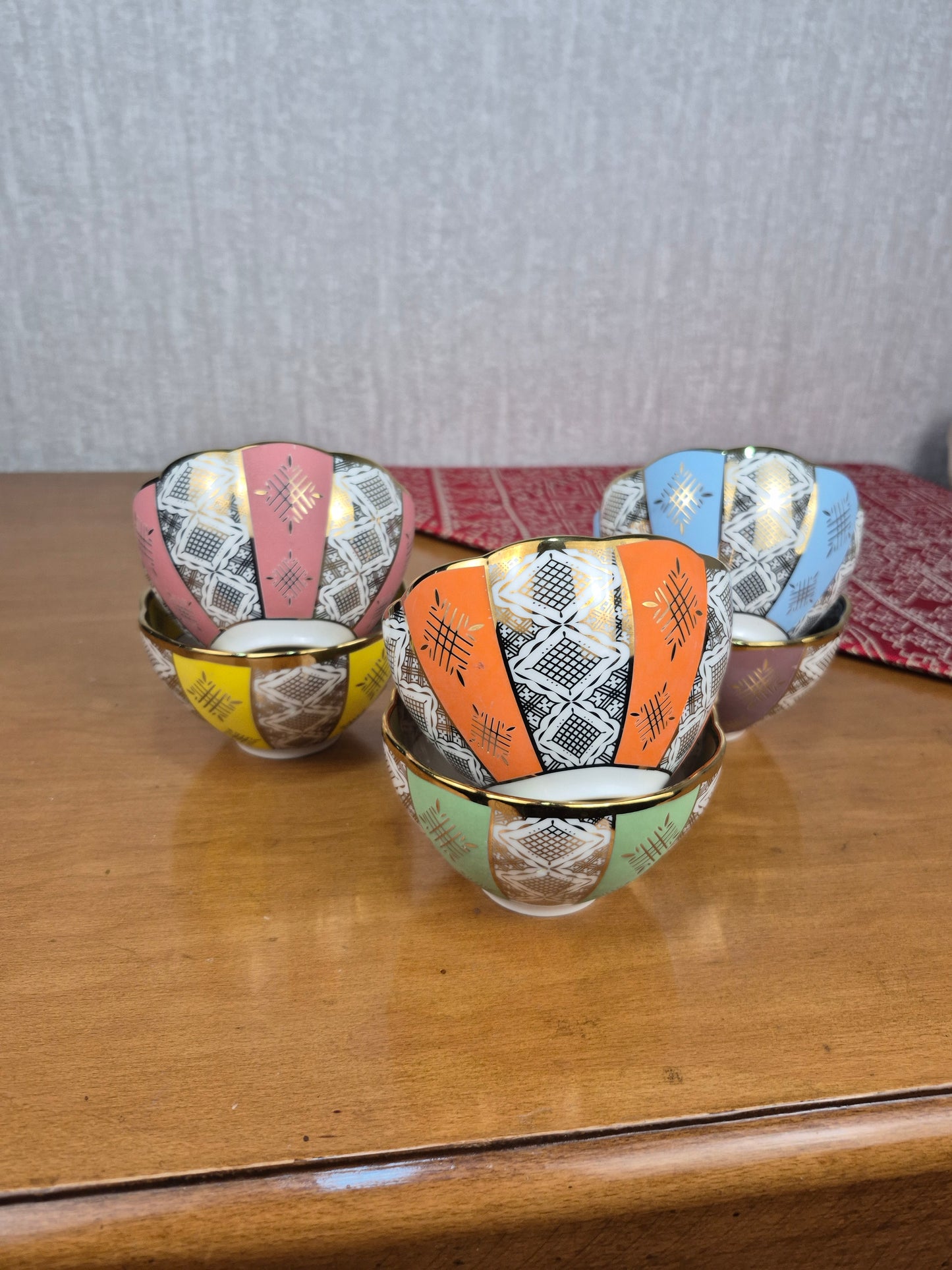 Bols Beldi Marocains Multicolores – De 15cm _ Artisanat Traditionnel & Finition Dorée